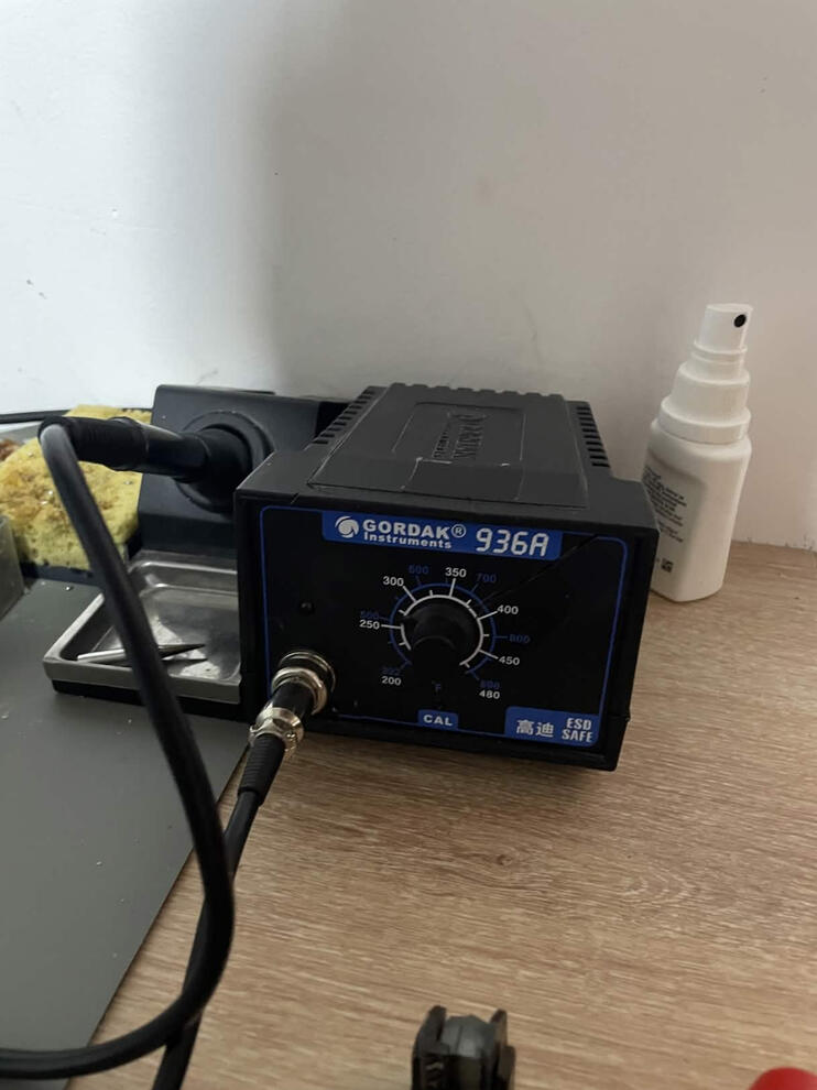 An Image of a Gordak 936A Soldering station, a copy of the Atten 936 station