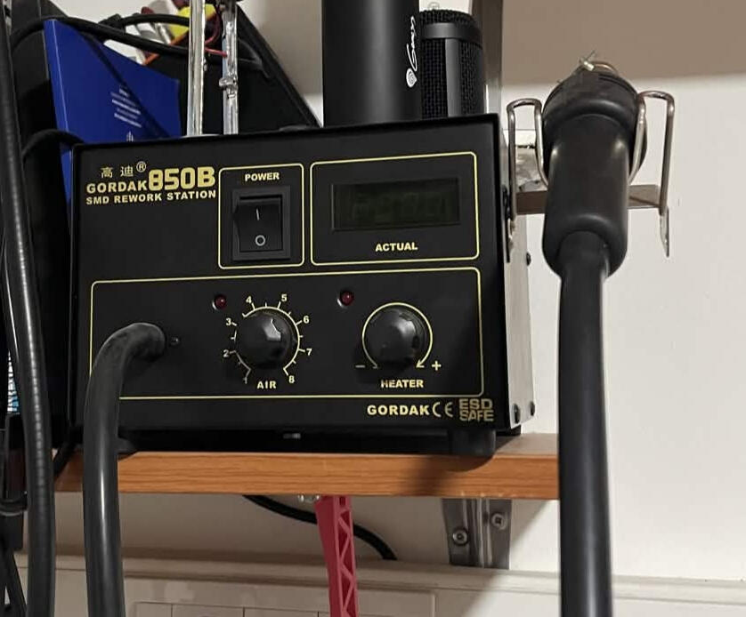An Image of a Gordak 850B Rework station, a copy of the Atten AT850D Rworkstation